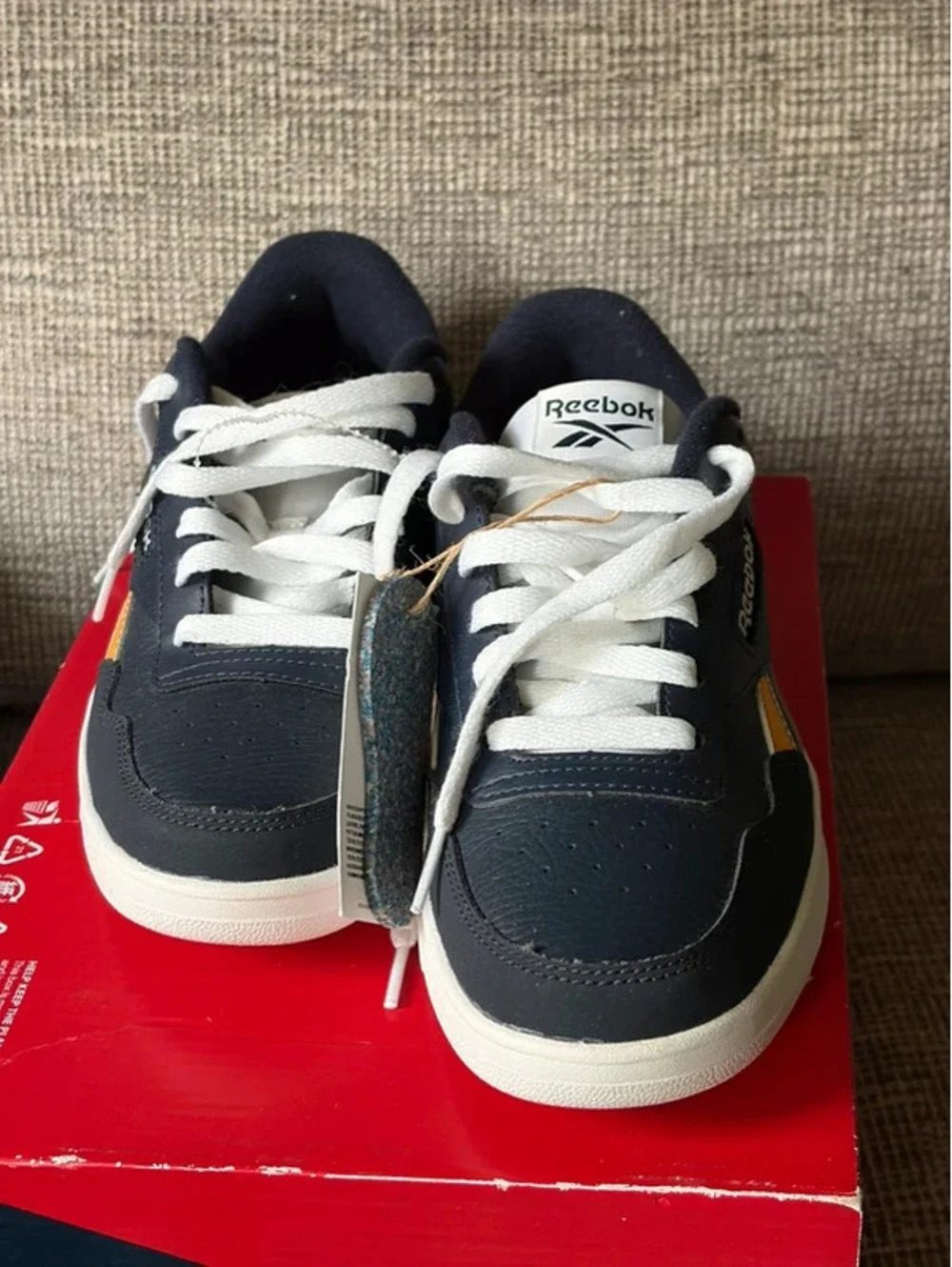 NWT Reebok sneakers navy & gold 7.5